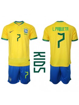 Otroški Nogometna dresi replika Brazilija Lucas Paqueta #7 Domači SP 2022 Kratek rokav (+ hlače)
